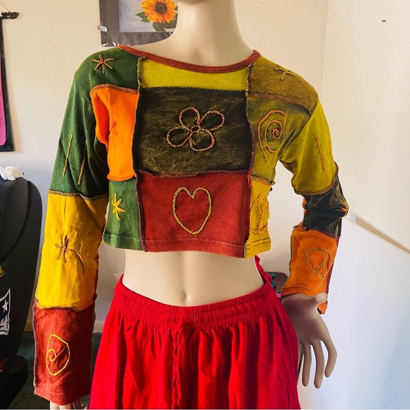 Beautiful handmade patch rip tops - Picture 6 of 10